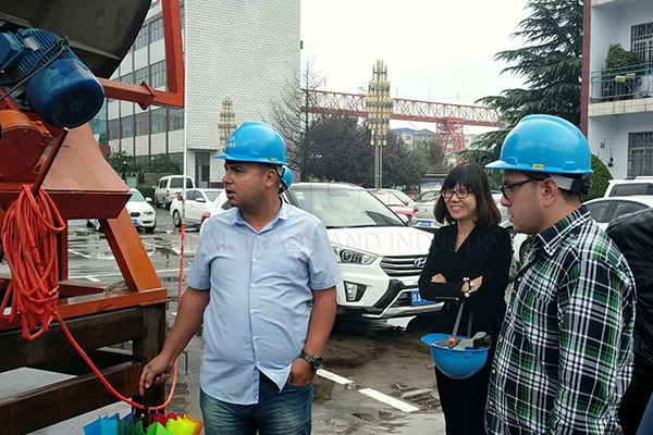 Egypt customers visited YUSHUNXIN fertilizer machines